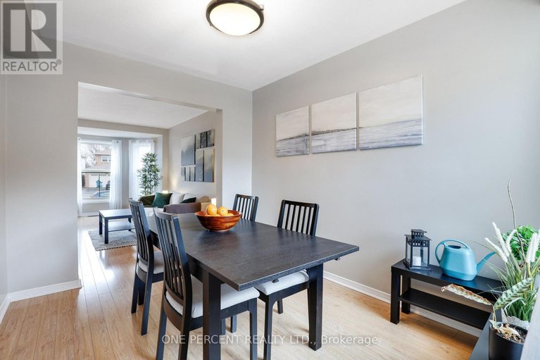 29612741/1570-champneuf-drive/chateauneuf/ottawa/ontario/K1C6B5_14