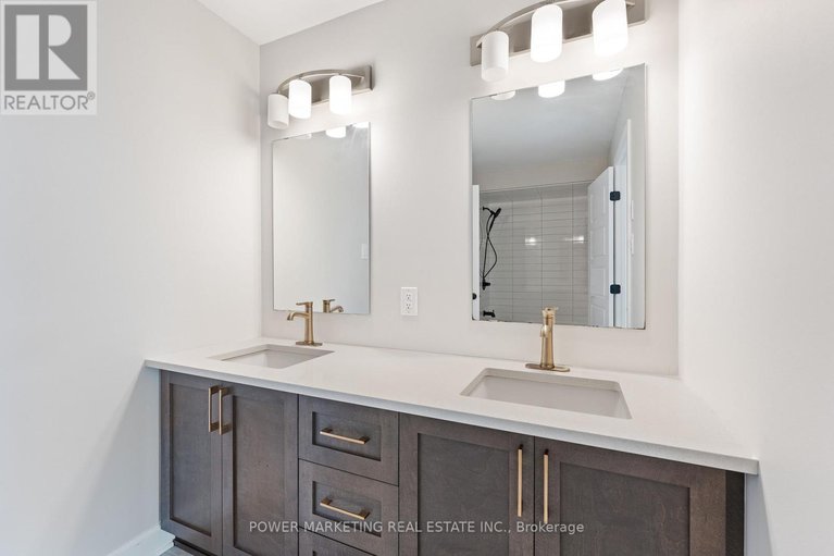 29223137/886-sendero-way/remainder-of-stittsville-area/ottawa/ontario/K2S2W8_20