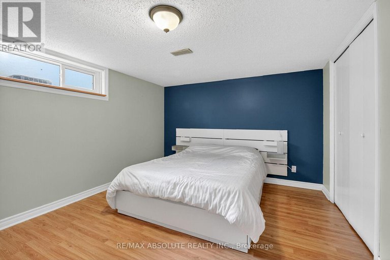 29104239/2186-tawney-road/hawthorne-meadows/ottawa/ontario/K1G1C5_36