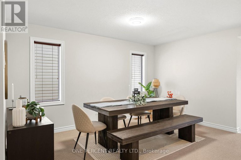 29630688/620-clearbrook-drive/strandherd/ottawa/ontario/K2J5S2_6