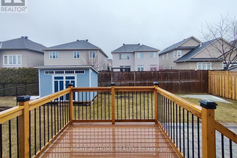 28646412/204-cooks-mill-crescent/riverside-south/ottawa/ontario/K1V2N1_34