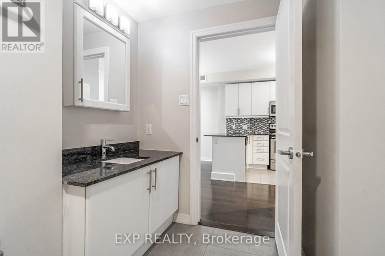 28966376/2606-242-rideau-street/sandy-hill/ottawa/ontario/K1N0B7_14