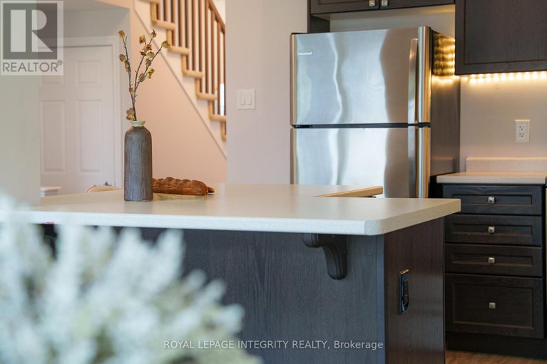 29029578/215-merak-way/half-moon-bay/ottawa/ontario/K2J6N7_14