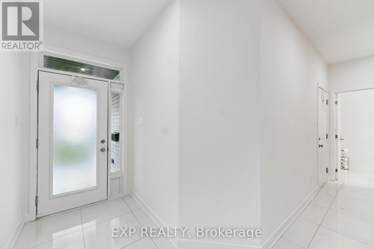 29644816/748-ovation-grove/leitrim/ottawa/ontario/K1T0X6_3