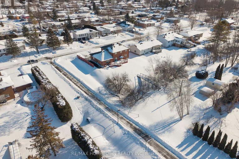 29430737/12-fairholme-drive/south-dundas-williamsburgh-twp/south-dundas/ontario/K0C1X0_3