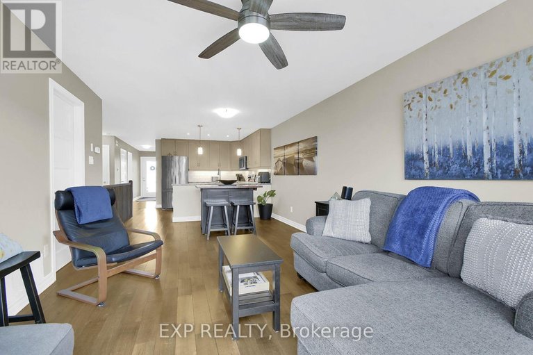 29685319/374-honeyborne-street/mississippi-mills-ramsay-twp/mississippi-mills/ontario/K0A1A0_19