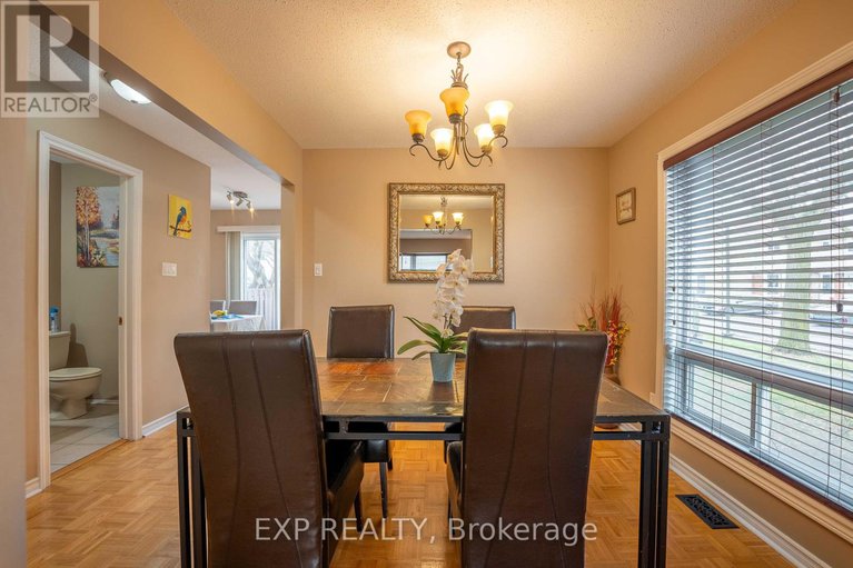 28250055/15-1979-greenvale-lane/chateauneuf/ottawa/ontario/K1C6E4_8