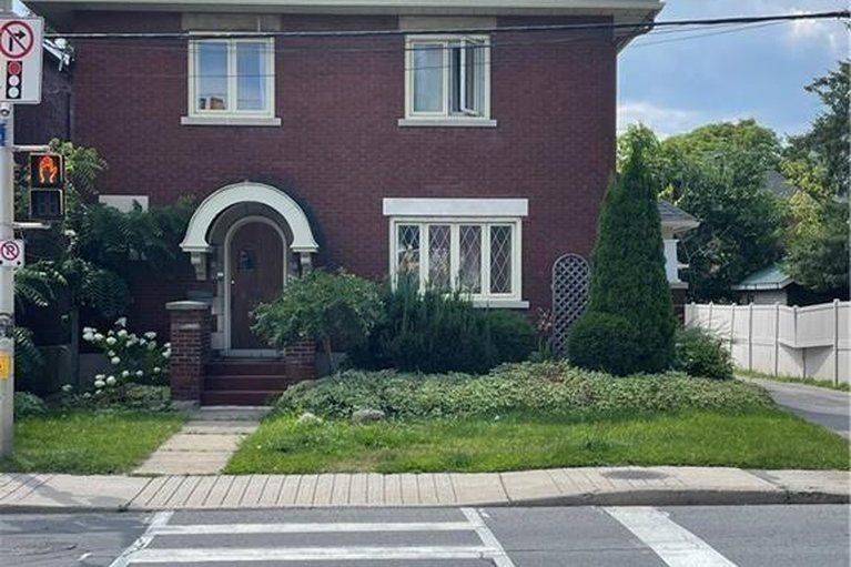 29656345/444-parkdale-avenue/ottawa-west/ottawa/ontario/K1Y1H1_1