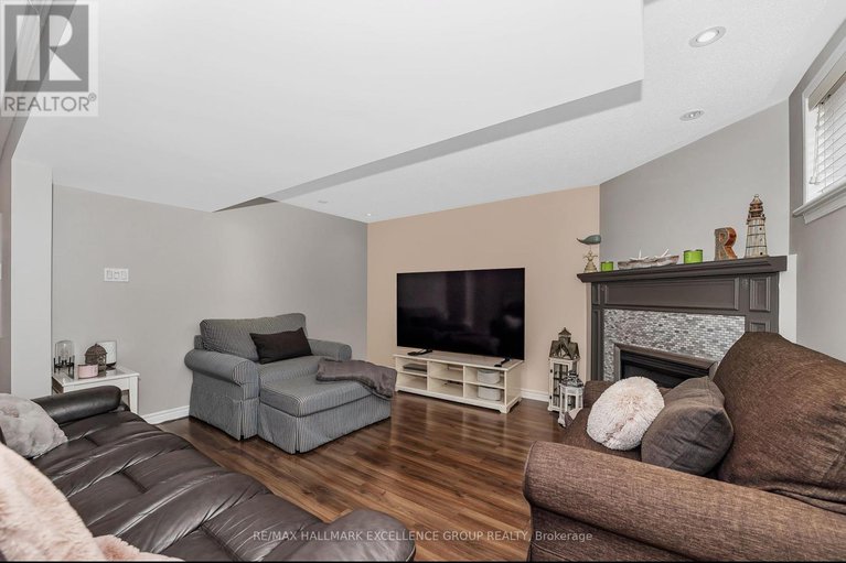 28730697/2677-chamberland-street/town-of-rockland/clarence-rockland/ontario/K4K0A5_30
