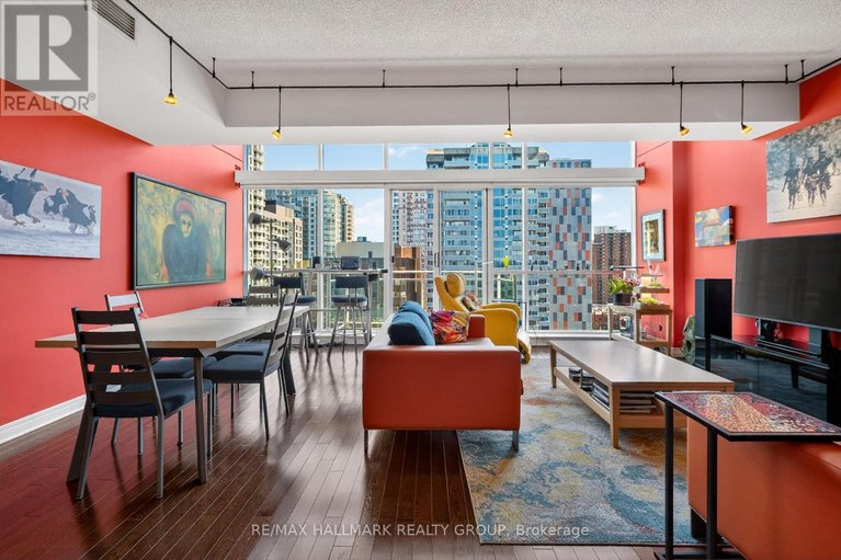29682835/1401-134-york-street/lower-townbyward-market/ottawa/ontario/K1N1K8_17