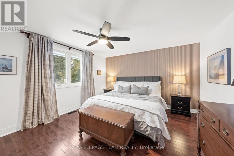 29404237/28-maplehill-way/manotick-village-manotick-estates/ottawa/ontario/K2C3H1_19