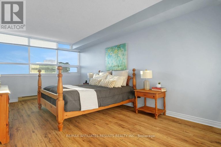 28862952/1906-1480-riverside-drive/riverview-park/ottawa/ontario/K1G5H2_18