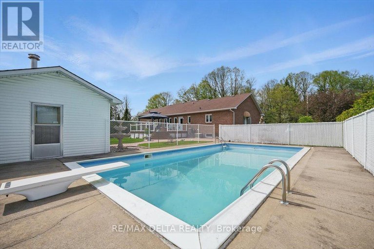 29069393/1800-tucker-road/clarencerockland-twp/clarence-rockland/ontario/K4K1K7_38