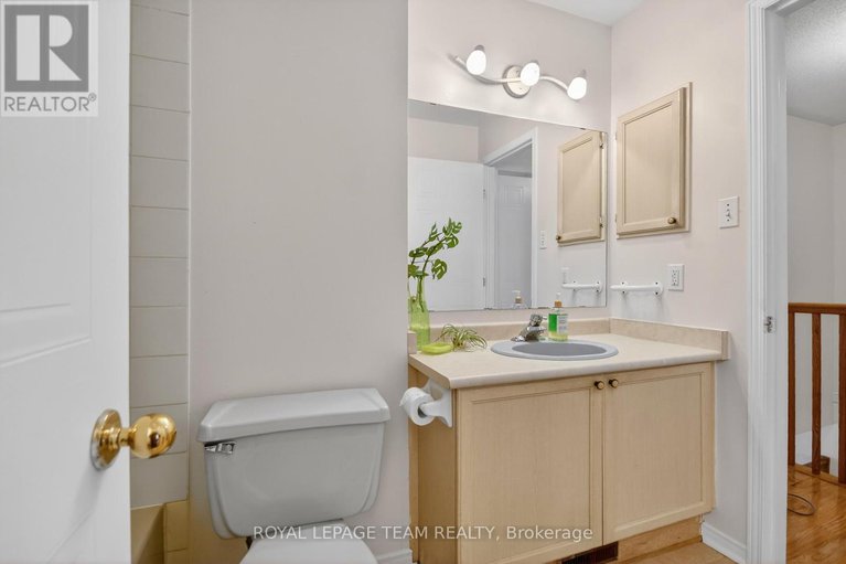 29445574/48-jackman-terrace/katimavik/ottawa/ontario/K2L4E1_62