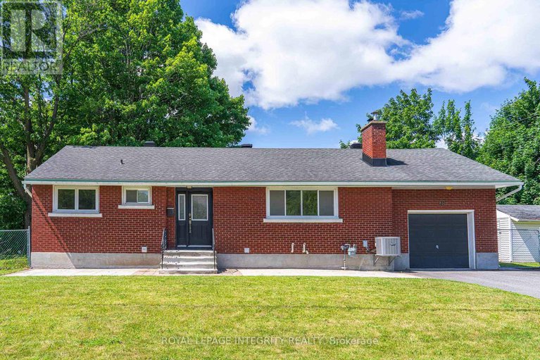 28649206/18-sullivan-avenue/meadowlandscrestview/ottawa/ontario/K2G1T3_1