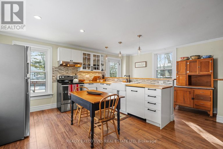 29293048/487-clarence-street/winchester/north-dundas/ontario/K0C2K0_2