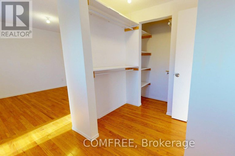 29409348/146-old-colony-road/glencairnhazeldean/ottawa/ontario/K2L1M4_18