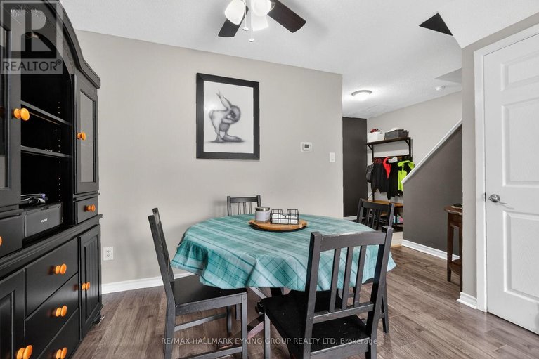 29566260/10-6265-castille-court/convent-glen-south/ottawa/ontario/K1C1X4_13