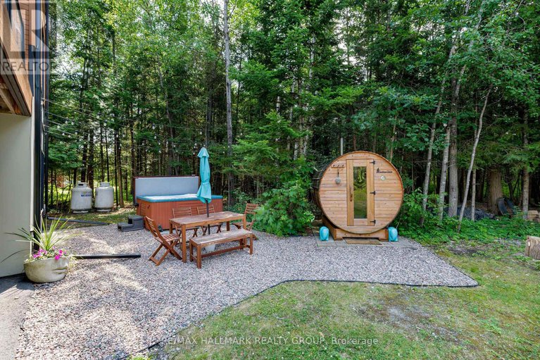 28591774/3311-barlow-crescent/dunrobin-shores/ottawa/ontario/K0A1T0_34