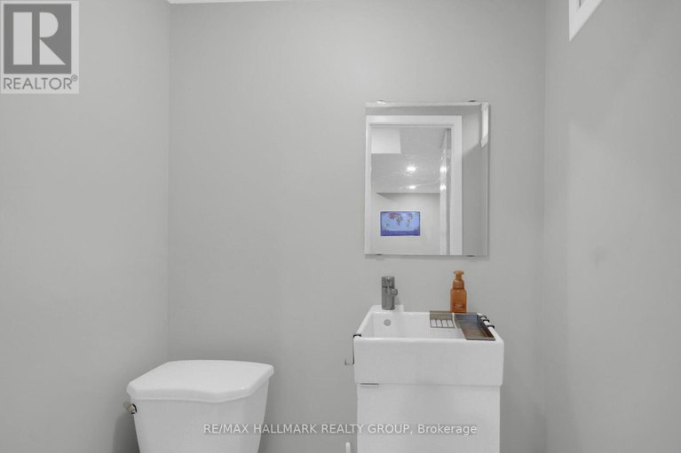 28723608/1661-kindersley-avenue/chateauneuf/ottawa/ontario/K1C4V4_36