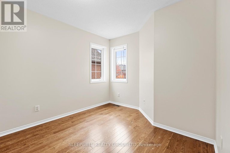 29032695/12-cedar-park-street/central-park/ottawa/ontario/K2C4B3_28