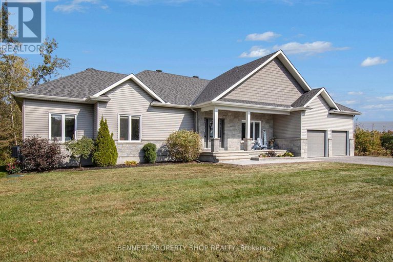 28762511/145-moise-gendron-street/clarencerockland-twp/clarence-rockland/ontario/K0E1E0_2