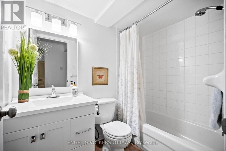 29376842/17-colindale-avenue/longfields/ottawa/ontario/K2J4V6_27