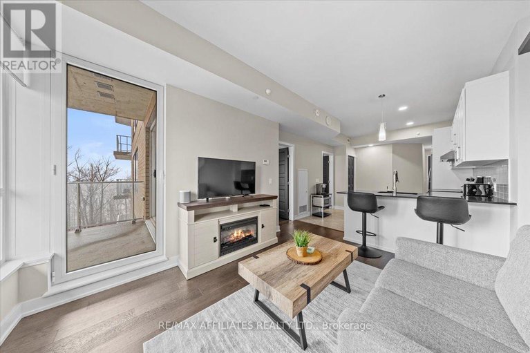 28554491/407-200-inlet-private/chatelaine-village/ottawa/ontario/K4A5H3_18