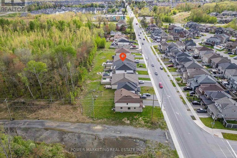 28282799/6356-renaud-road/mer-bleuebradley-estatesanderson-park/ottawa/ontario/K1W0R9_34