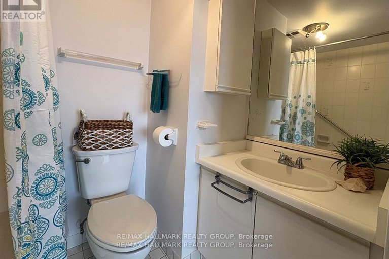 28567258/605-2019-carling-avenue/carlingwood/ottawa/ontario/K2A4A2_22