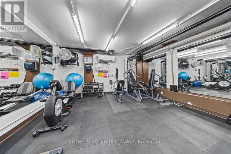 28901436/908-158a-mcarthur-avenue-e/vanier/ottawa/ontario/K1L7E7_27