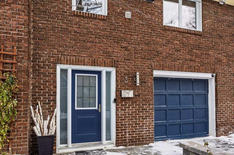 29303300/3-pentry-lane/old-ottawa-south/ottawa/ontario/K1S0X1_2