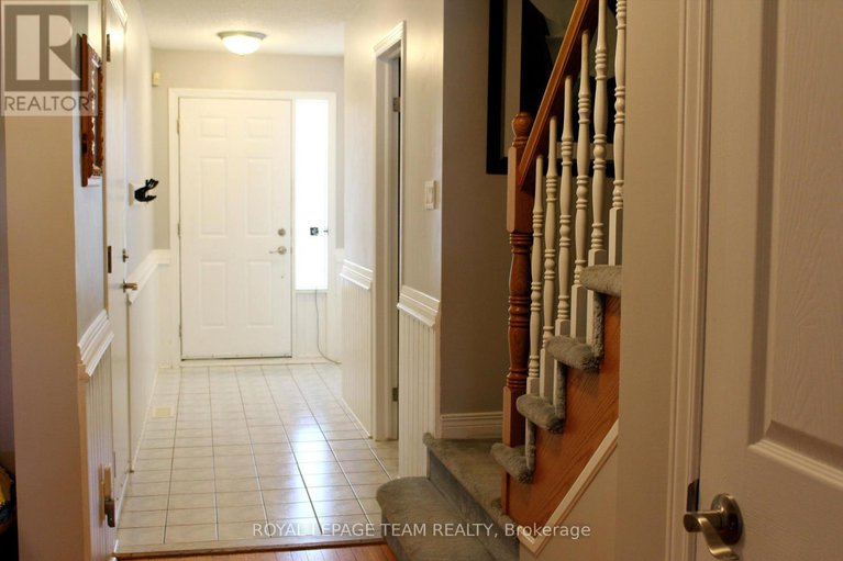 28754448/19-locheland-crescent/barrhaven-east/ottawa/ontario/K2G6H2_6