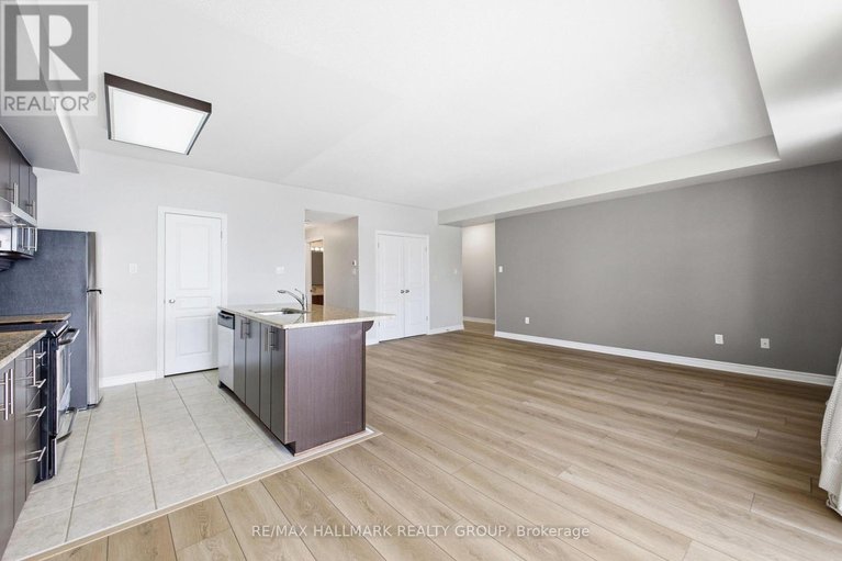 29410596/c-170-hornchurch-lane/longfields/ottawa/ontario/K2J2T3_6