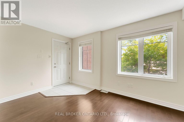 29027595/778a-chapman-mills-drive/strandherd/ottawa/ontario/K2J3V2_10