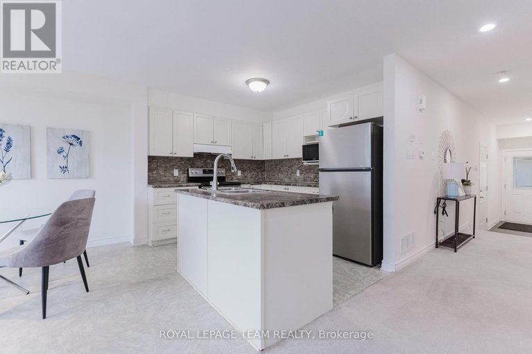 28362232/411-temiskaming-crescent/strandherd/ottawa/ontario/K2J0V4_15