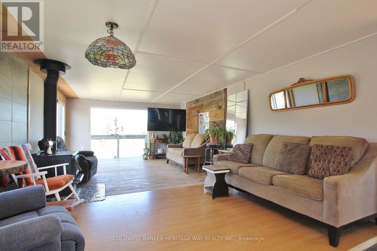 28249308/1028-mitchell-road/lanark-highlands-lanark-twp/lanark-highlands/ontario/K0G1K0_14