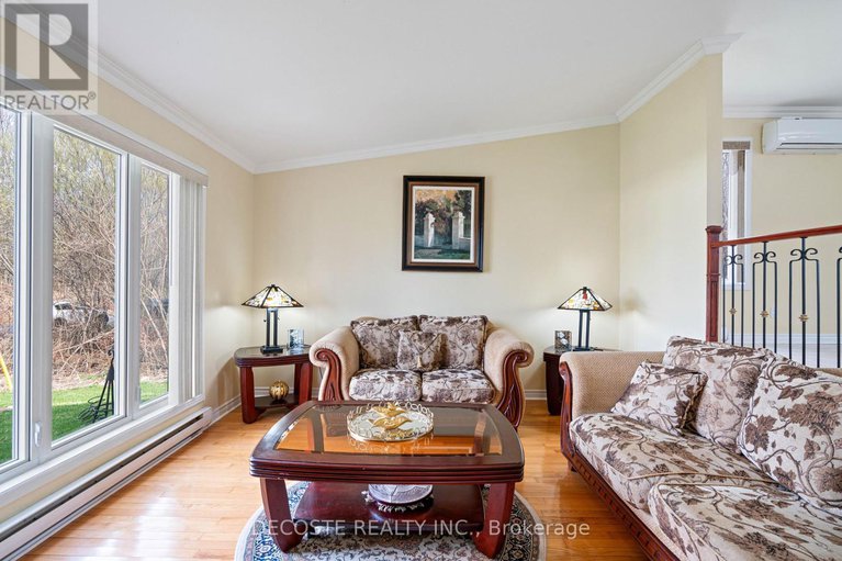 28219841/6124-macbain-street/south-glengarry-lancaster-twp/south-glengarry/ontario/K0C1E0_6