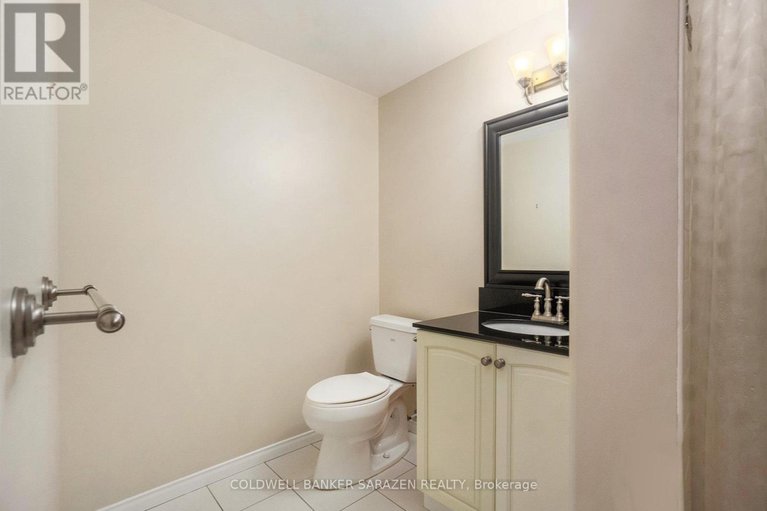 28981674/221-madhu-crescent/mooneys-bay/ottawa/ontario/K2C4J2_25