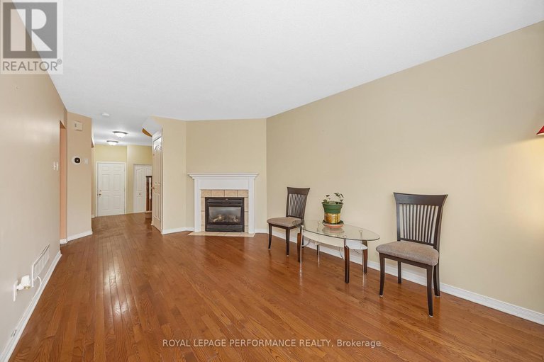 29154825/2004-breezewood-street/notting-hillsummerside/ottawa/ontario/K4A4S6_6