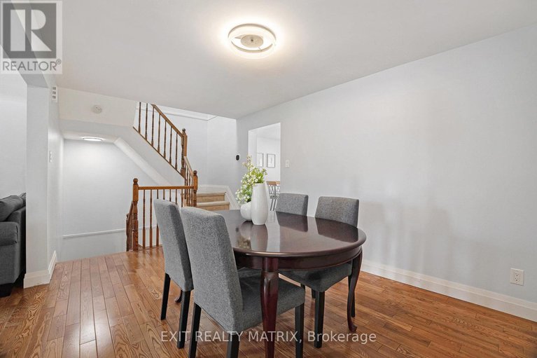 28425812/23-weybridge-drive/cedargrovefraserdale/ottawa/ontario/K2J4A1_14