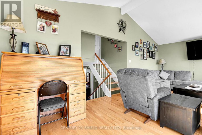 28929048/38-st-lawrence-street/ingleside/south-stormont/ontario/K0C1M0_17