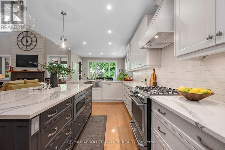 28513868/5-melva-avenue/blossom-parkkemp-parkfindlay-creek/ottawa/ontario/K1T3W9_16