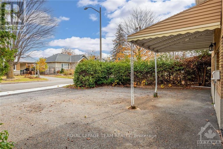 27664923/2196-lenester-avenue/mckellar-heights/ottawa/ontario/K2A1L5_2