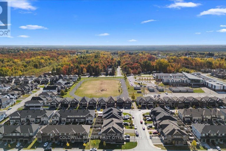 28984522/54-bergschrund-walk/mer-bleuebradley-estatesanderson-park/ottawa/ontario/K1W0P9_40