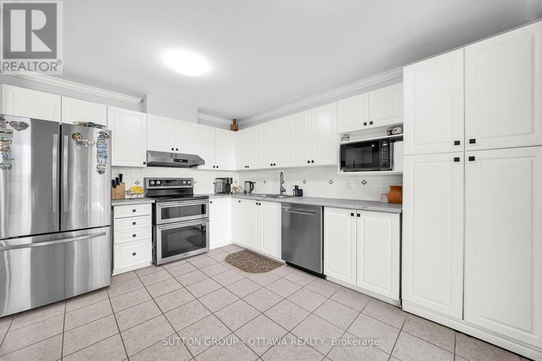 28741722/11-baypointe-crescent/barrhaven-east/ottawa/ontario/K2G6T8_18