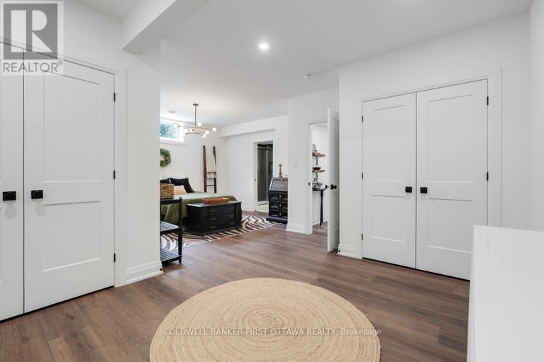 29348578/179-glenncastle-drive/carp/ottawa/ontario/K0A1L0_41