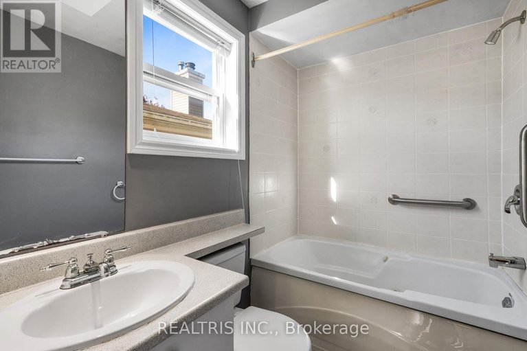 29041459/1598-meadowfield-place/chapel-hill/ottawa/ontario/K1C5V6_19