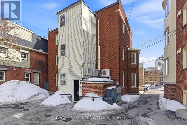 29438099/1-179-wilbrod-street/sandy-hill/ottawa/ontario/K1N6L4_33