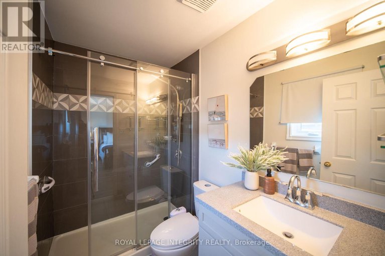 28813806/632-valin-street/fallingbrookgardenway-south/ottawa/ontario/K4A3S9_24